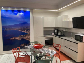 Гостиница Il Paguro Apartment Giardini Naxos con piscina condominiale, Джардини Наксос